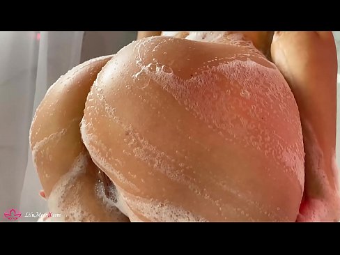 ❤️ Brunette Masturbeert Kut met Vibrator tot intens Orgasme onder Douche ☑ Anal porno at us
